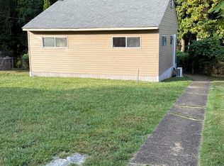 211 Wadsworth Pl, Oak Ridge, TN 37830