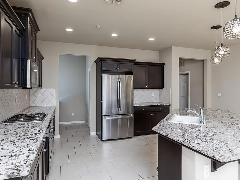 3720 Griffith Ave — Photo 22