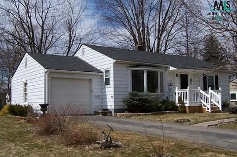 1st image of 576 Bagley St