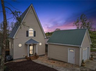 6980 Diana Cir, Gainesville, GA 30506