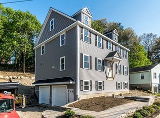90 Amherst Ave, Waltham, MA 02451