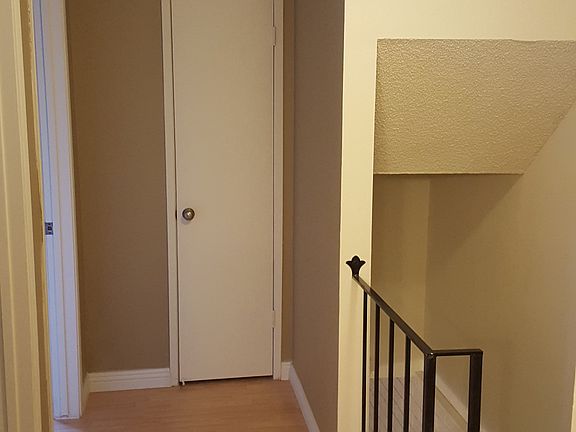 5th image of 4408 Greenholme Dr APT 3