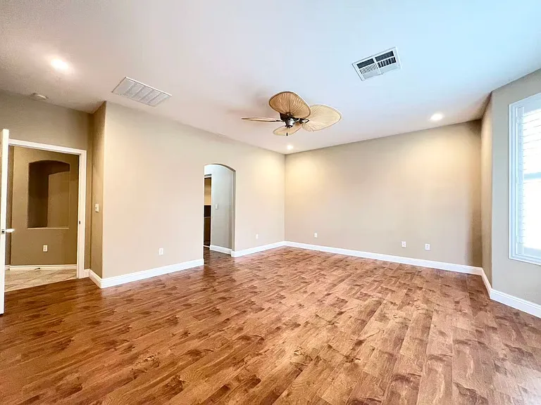 674 Fynn Valley Dr — Photo 22