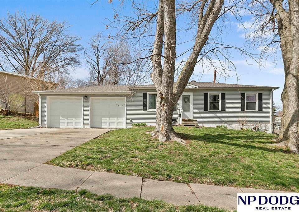 1st image of 7536 Olive Ave
