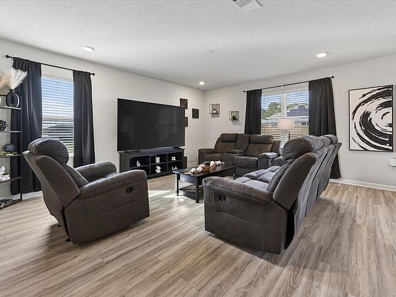 5th image of 2808 Tallgrass Ct