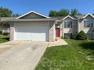 250 W Irving St, Lincoln, NE 68521