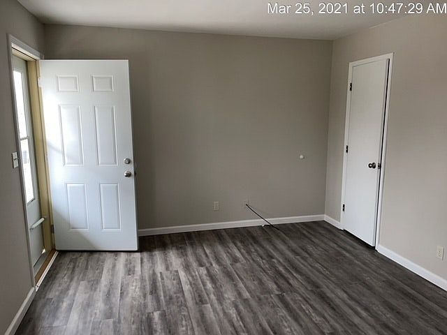 2nd image of 1009 N 5th St #1