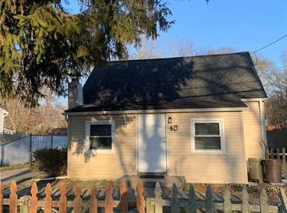 45 Johns Neck Rd, Shirley, NY 11967