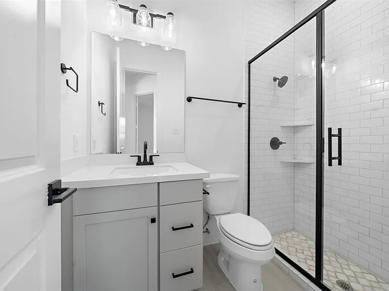 9806 Oakwood Trl — Photo 19