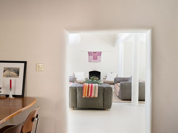 5th image of 415 Camino Delora