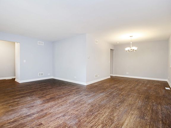 Living Room / Dining Room