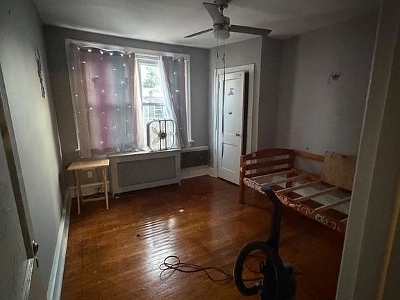 4th image of 310 Bayard Rd