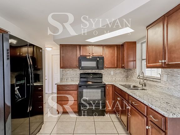 4th image of 3246 Clydesdale Dr