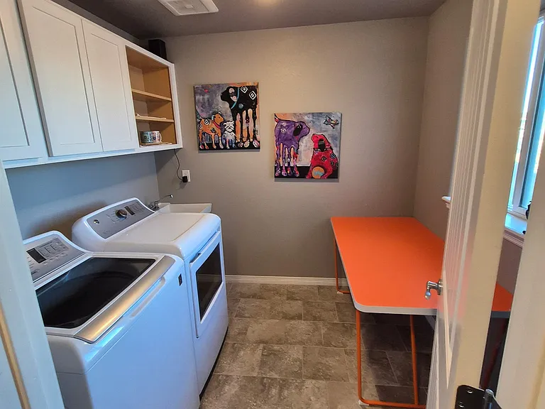 Shared Laundry (Loft and Master Bedrooms)