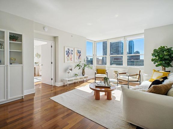 5th image of 88 Morgan St APT 1606