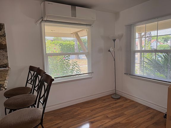 5th image of 16846 McCormick St