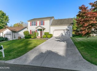 2112 Torch Light Ln, Knoxville, TN 37921