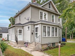 32 Shamrock St, Springfield, MA 01108