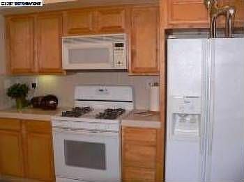 Kitchen Picture 2