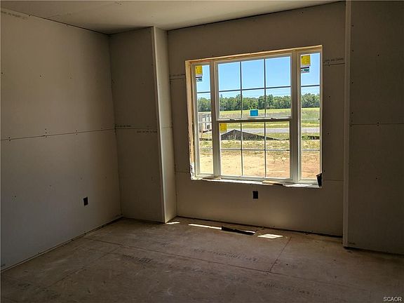 2nd image of 22885 Deep Creek Dr