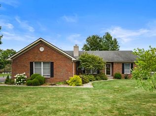 9 Vaught Rd, Hartford City, IN 47348