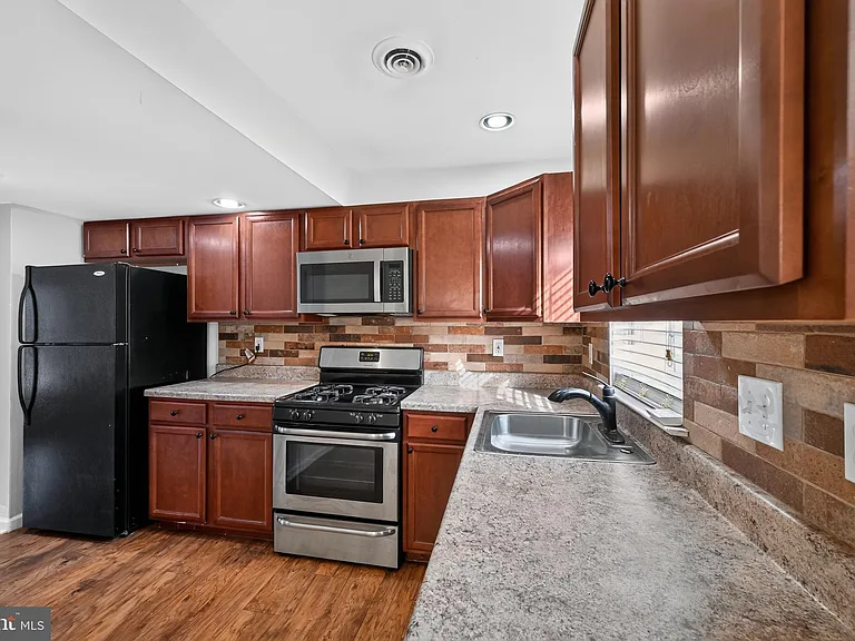137 Point Ridge Dr #J-137 — Photo 6