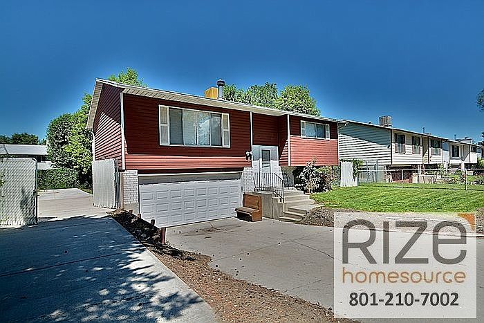 1st image of 827 N Morton Dr