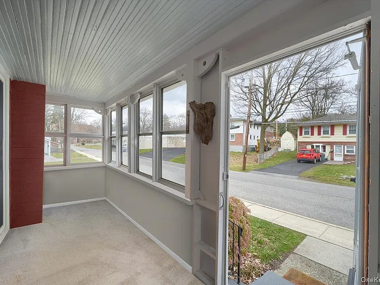49 Clinton St #1 — Photo 3