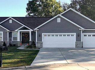 512 Hayden Dr, Waterloo, IL 62298