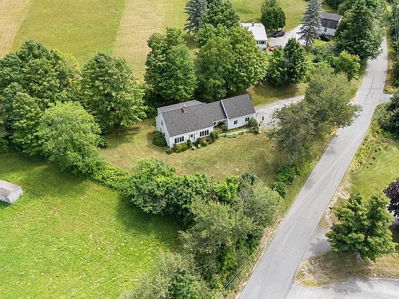 2nd image of 267 Kearsarge Mountain Road