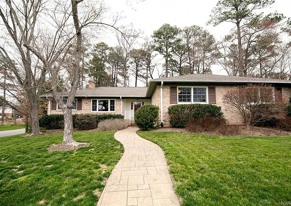 1st image of 9214 Venetian Way