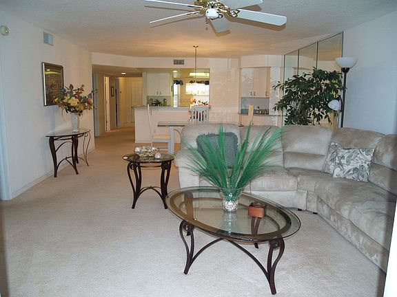 Open, Spacious Floor Plan