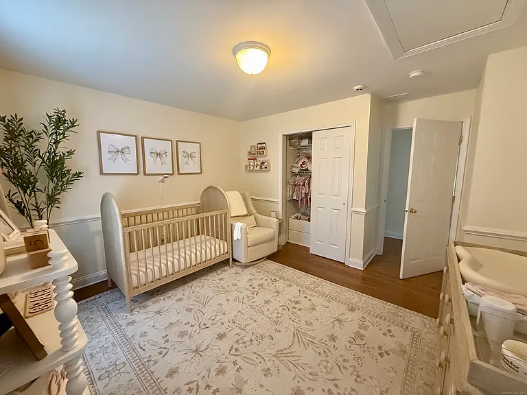368 Hoyt St — Photo 22