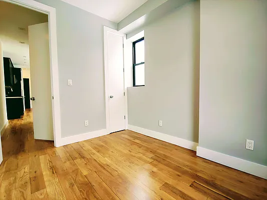Rented by EXR | media 36