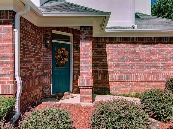 3rd image of 11 Brittan Pl