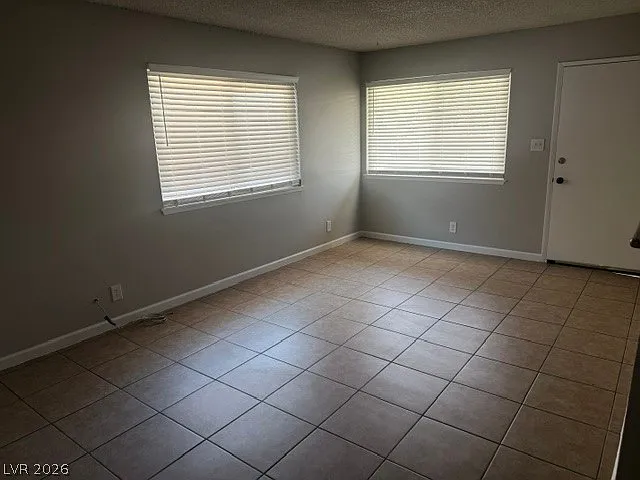 3605 Glendale Ave #A — Photo 4