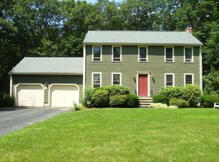 10 Cobblestone Dr, Franklin, MA 02038