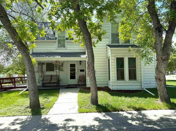 1401 Baltimore Ave, Hot Springs, SD 57747