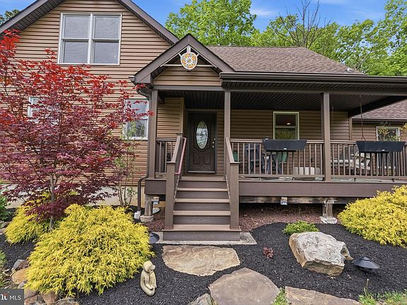 4th image of 449 Houseman Rd