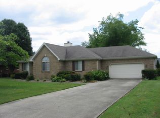 1063 Cobblestone Cir, Shepherdsville, KY 40165