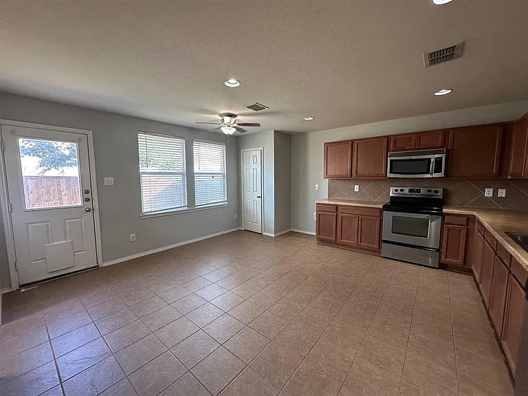 13332 Velasco Dr — Photo 33