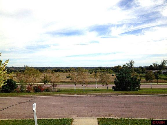 3rd image of 2006 Moore Dr