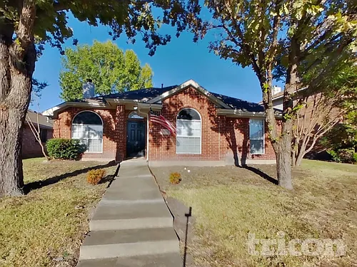 2616 Spring Rain Dr Photo 1