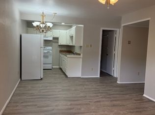 111 S Willow Rd APT 10, Ruidoso, NM 88345