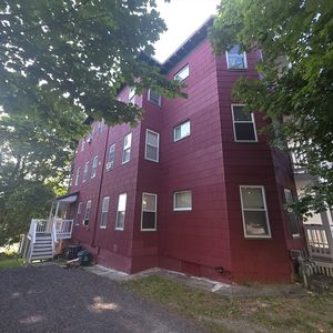 18 Elizabeth St, Worcester, MA, 01605