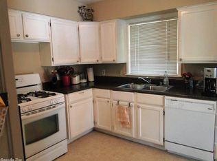 7112 Hillwood Rd, Little Rock, AR 72207