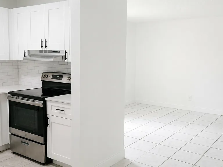 Brisa Apartment Homes — Photo 15