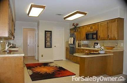 1st image of 523 Wildewood Dr