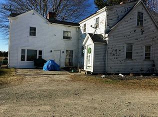 1134 E Main Rd, Middletown, RI 02842