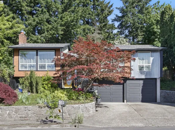 590 NW Battaglia Ave, Gresham, OR 97030